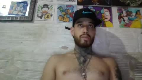 Snapshot of panthers_room chatting on 09.22.25 panthers_room online show from 09.22.25