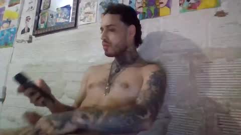 Snapshot of panthers_room chatting on 11.17.25 panthers_room online show from 11.17.25