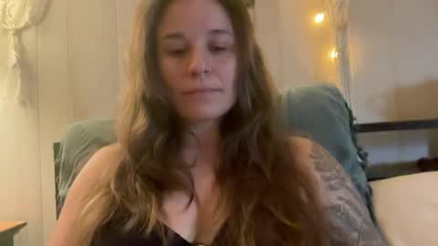 Snapshot of pantiesofthefae chatting on 07.05.26 Pantiesofthefae online show from 07.05.26