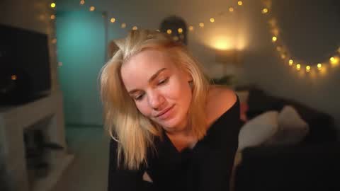 Snapshot of pantykrist chatting on 03.05.26 Kristina Kriss online show from 03.05.26