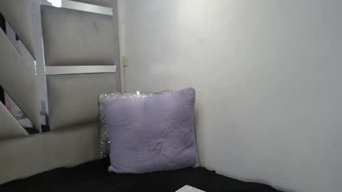 Paola Lyon online show from 12.12.24