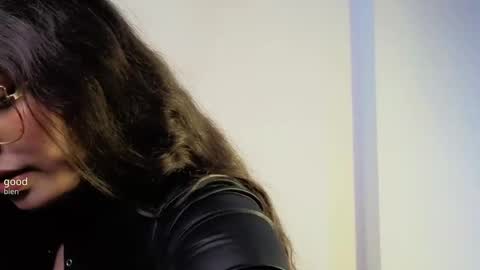 Paola Lyon online show from 10.07.25