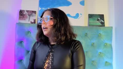 Paola Lyon online show from 01.15.26