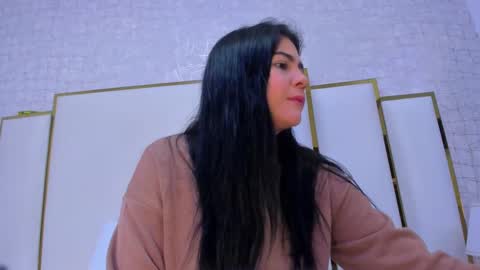 Paola  online show from 09.17.25