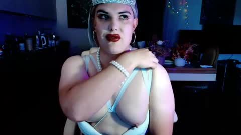 Snapshot of paoladoll chatting on 07.19.26 Sarina Williams online show from 07.19.26