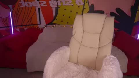 Lia online show from 09.20.25