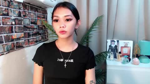 lalisa lalah Luna online show from 02.19.25