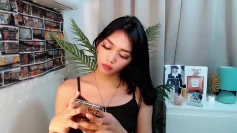 lalisa lalah Luna online show from 02.19.25