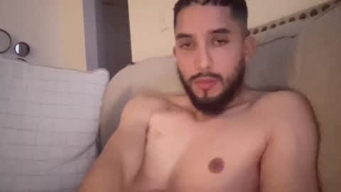 papicubano_guapo23cm online show from 11.17.25