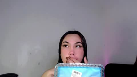 Fina Dwarf online show from 07.22.26