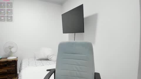 pareja_curiosa19 online show from 02.02.26