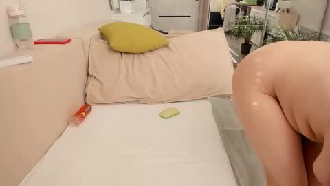 Sasha online show from 10.19.25