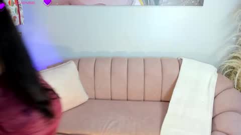 Paris  online show from 12.23.25