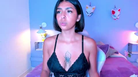 Paris online show from 12.02.24