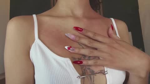 PARIS online show from 02.21.25