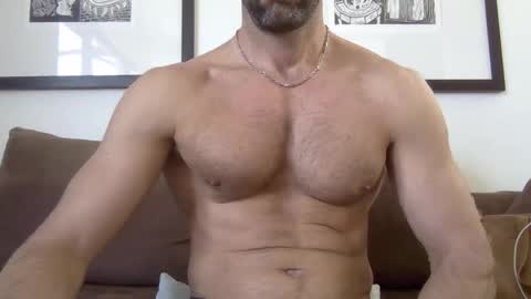 Porn Actor 21cm Hetero online show from 01.31.25