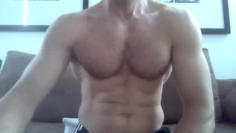 Porn Actor 21cm Hetero online show from 02.09.25