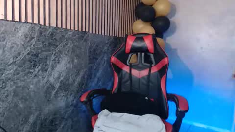 HENRY online show from 12.20.25