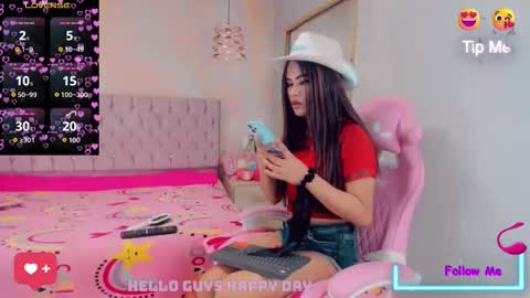 party_fre_girl online show from 10.21.25