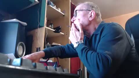 Snapshot of pascal88881 chatting on 11.03.25 pascal88881 online show from 11.03.25