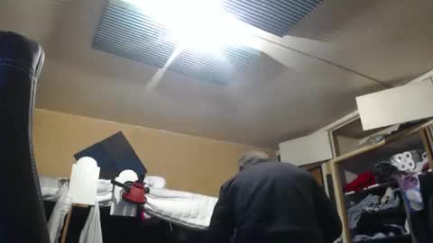 Snapshot of pascal88881 chatting on 11.18.25 pascal88881 online show from 11.18.25