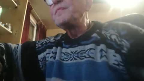 Snapshot of pascal88881 chatting on 12.17.25 pascal88881 online show from 12.17.25