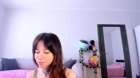 Bella online show from 10.02.25