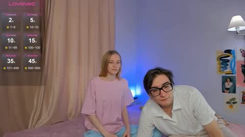 Snapshot of passionbond chatting on 10.08.25 We Katrin and Moris online show from 10.08.25