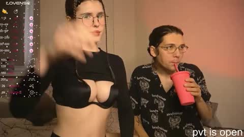 Snapshot of passiondesire_ chatting on 09.16.25 Zoe online show from 09.16.25