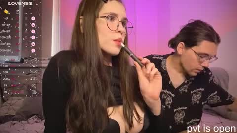 Snapshot of passiondesire_ chatting on 10.08.25 Zoe online show from 10.08.25