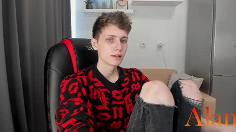 Snapshot of passionprince69 chatting on 10.02.25 Alan online show from 10.02.25