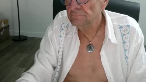 Bob online show from 12.22.25