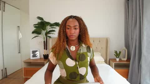 Patricia Rossi online show from 01.08.26