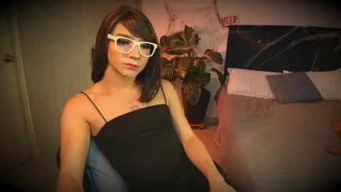 Snapshot of patrick_d01 chatting on 10.12.25 Patrick online show from 10.12.25