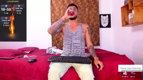 Snapshot of patrick_hot69 chatting on 09.24.25 patrick_hot69 online show from 09.24.25