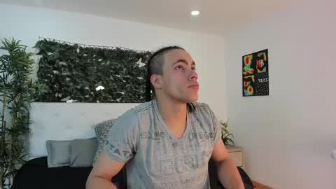 Snapshot of patrick_senova chatting on 01.10.25 Patrick online show from 01.10.25
