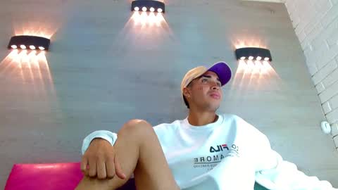 Snapshot of patrickxx_1 chatting on 09.24.25 PatrickXX 1 online show from 09.24.25