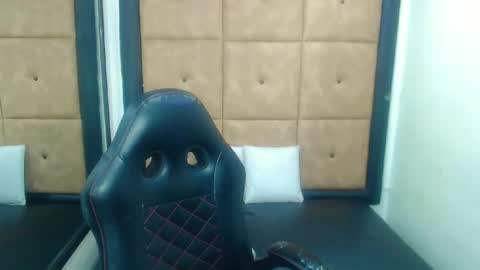 Snapshot of patrickxx_1 chatting on 09.28.25 PatrickXX 1 online show from 09.28.25