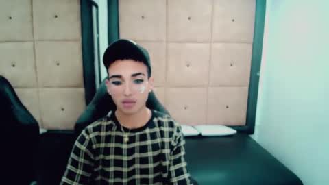 Snapshot of patrickxx_1 chatting on 10.06.25 PatrickXX 1 online show from 10.06.25