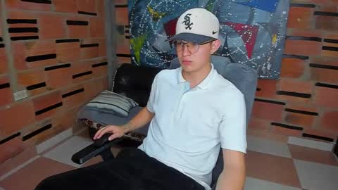 .... online show from 02.11.25