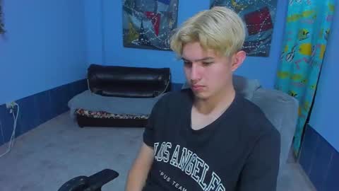 .... online show from 10.02.25