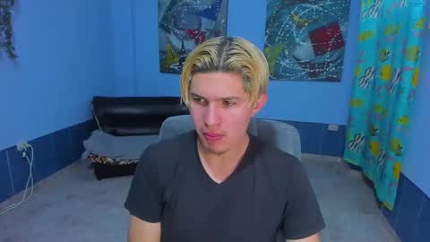 Snapshot of patrik027 chatting on 11.07.25 .... online show from 11.07.25