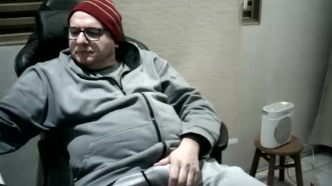 Snapshot of pattrom chatting on 05.12.26 Patrom online show from 05.12.26