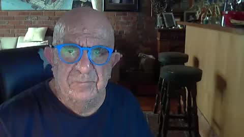 Snapshot of patvac chatting on 04.30.26 patvac online show from 04.30.26