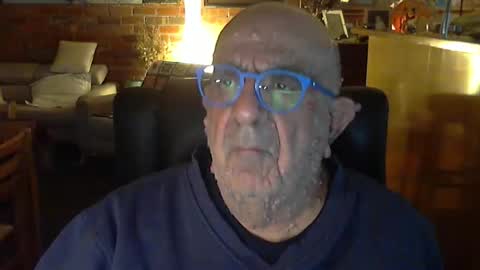 Snapshot of patvac chatting on 05.08.26 patvac online show from 05.08.26