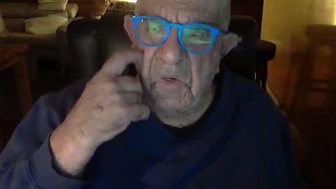 Snapshot of patvac chatting on 05.11.26 patvac online show from 05.11.26