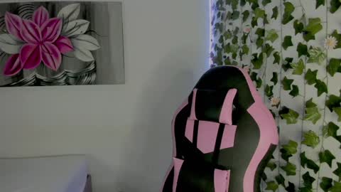 paulina online show from 12.17.24