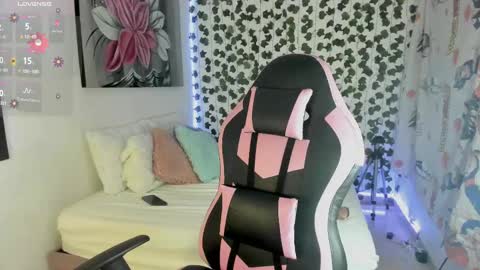 paulina online show from 02.15.25