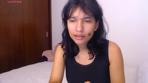 Snapshot of pau_heart chatting on 10.24.25 Paulina        online show from 10.24.25
