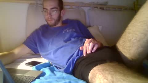 Snapshot of paul442386 chatting on 06.11.26 paul442386 online show from 06.11.26